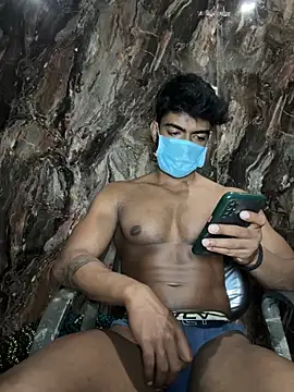 rony6663 online show from 12-17-25, 06:07