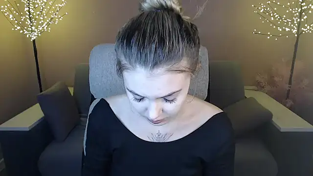 Ritaneer online show from 12-17-24, 09:07