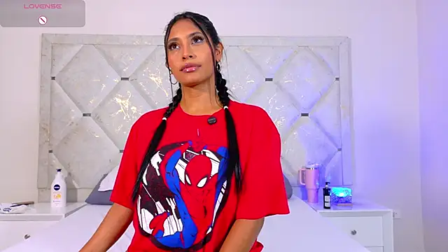 Anna risse online show from 11-01-25, 05:03