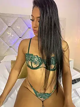 Snapshot of Anna_risse chatting on 09-15-25, 01:55 Anna risse online show from 09-15-25, 01:55