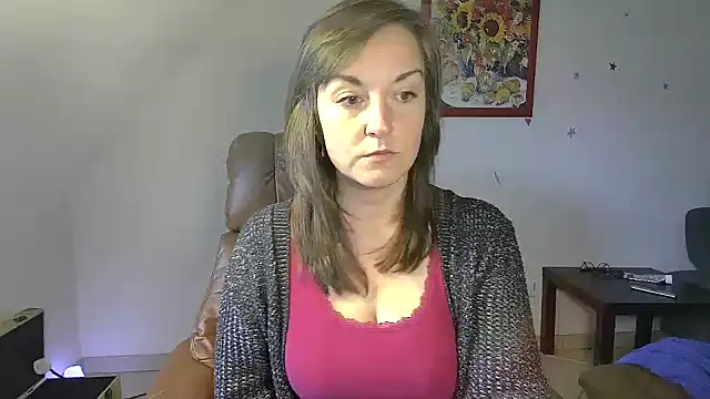 Snapshot of stunning_Rosi chatting on 03-13-25, 07:31 stunning Rosi online show from 03-13-25, 07:31
