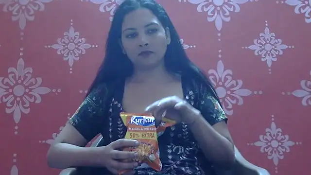 tripti2 online show from 11-19-25, 08:42