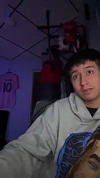 Stiven 017 online show from 02-19-26, 12:29