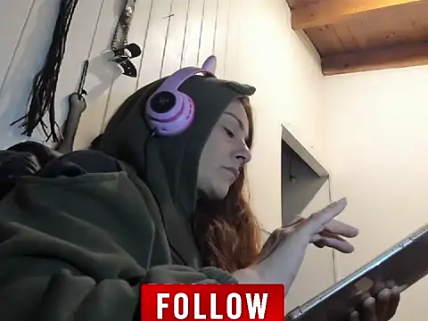 jessiburningheels online show from 03-23-26, 09:31