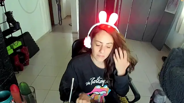 jessiburningheels online show from 02-27-25, 10:11