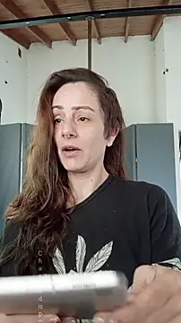 jessiburningheels online show from 03-11-25, 08:20