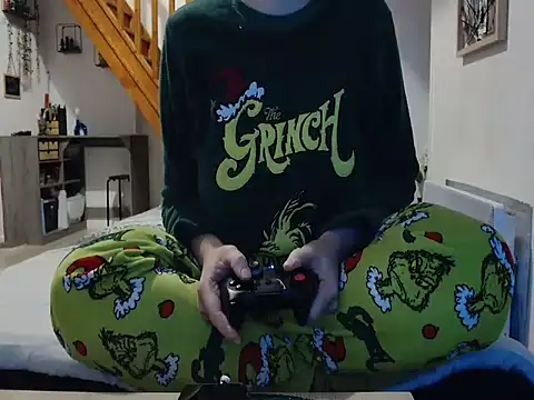 Lauzo21 online show from 11-24-25, 06:35