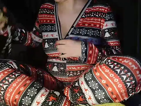 Lauzo21 online show from 12-19-25, 06:27