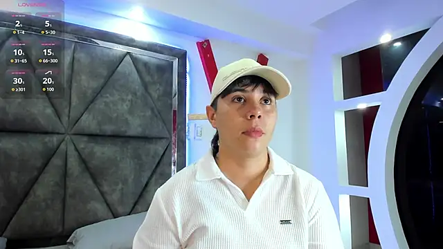 AbbySmiitth  online show from 02-11-26, 10:20