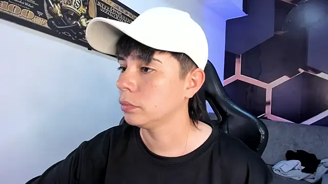 AbbySmiitth  online show from 11-17-25, 07:07