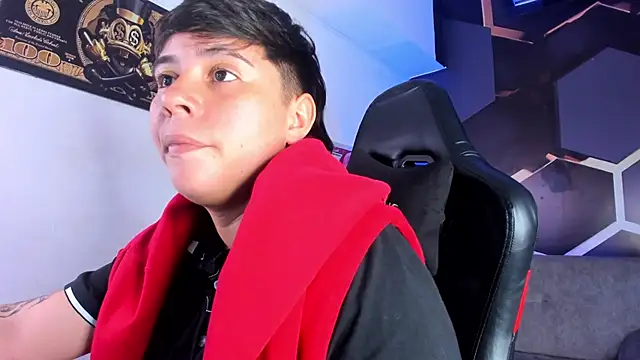 AbbySmiitth  online show from 10-04-25, 07:15