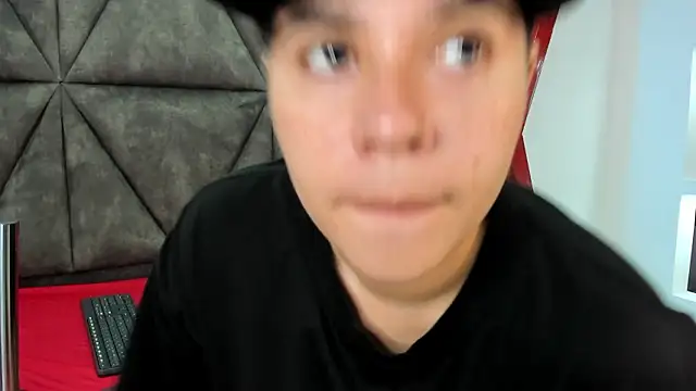 AbbySmiitth  online show from 02-04-26, 10:27