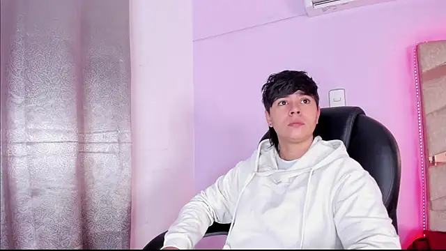 AbbySmiitth  online show from 03-18-25, 03:12