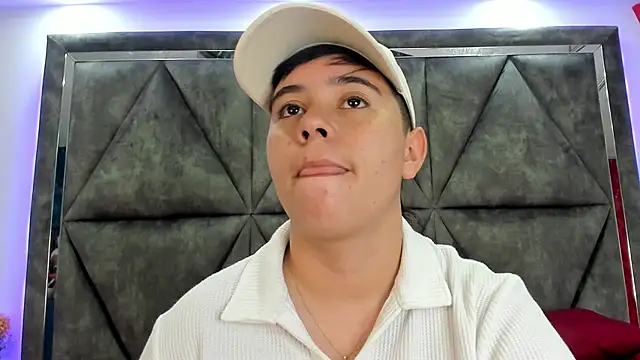 AbbySmiitth  online show from 03-09-26, 10:13