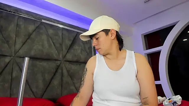 AbbySmiitth  online show from 02-21-26, 01:46