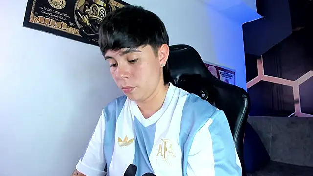 AbbySmiitth  online show from 10-20-25, 07:14