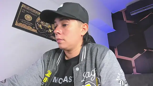 AbbySmiitth  online show from 10-13-25, 07:26