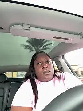 Snapshot of Insultedbalceni chatting on 02-10-26, 11:48 Insultedbalceni online show from 02-10-26, 11:48