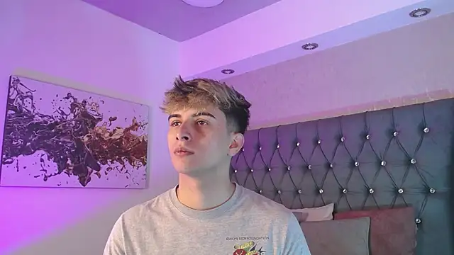 MrWilliseo online show from 09-29-25, 02:07