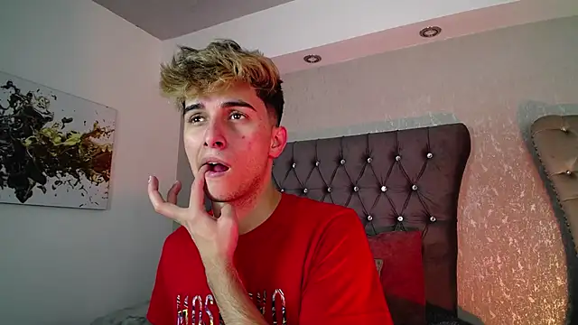 MrWilliseo online show from 09-27-25, 03:01