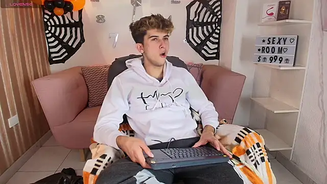 MrWilliseo online show from 10-12-25, 07:37