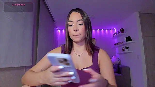 lupejones online show from 10-09-25, 02:34