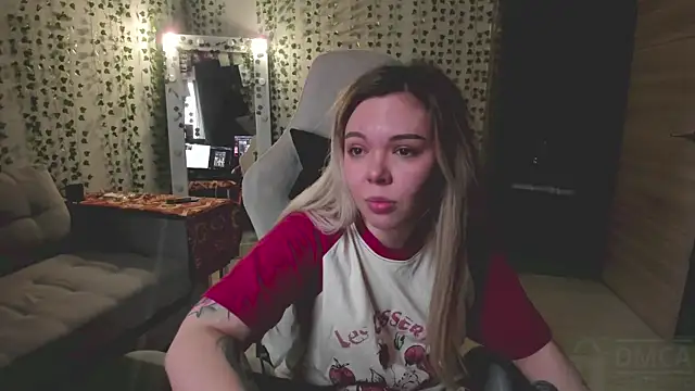 whoa-hoa-hoa-hoa-hoa online show from 03-04-26, 01:41