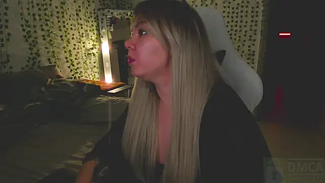 whoa-hoa-hoa-hoa-hoa online show from 02-24-26, 08:31