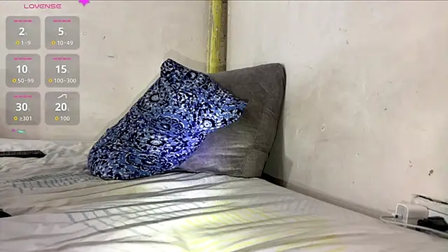 KENDER21  online show from 10-24-25, 08:13