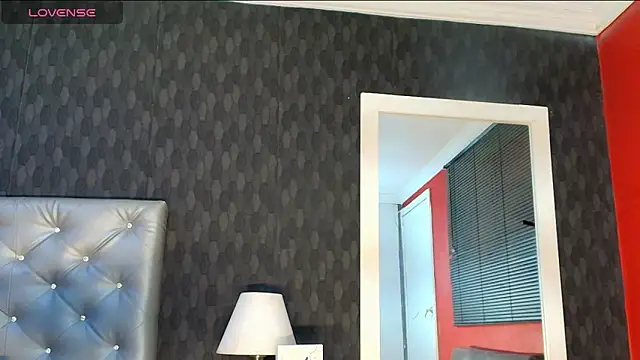 Snapshot of KENDER21_ chatting on 09-29-25, 08:14 KENDER21 online show from 09-29-25, 08:14