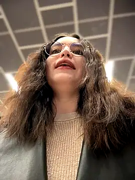 meow girl online show from 11-03-25, 11:03