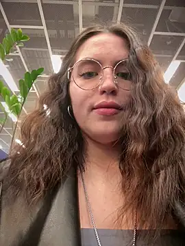 meow girl online show from 11-02-25, 09:03