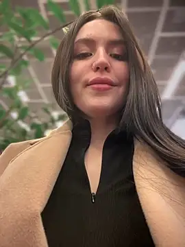 Snapshot of meow_girl chatting on 02-20-25, 10:27 meow girl online show from 02-20-25, 10:27