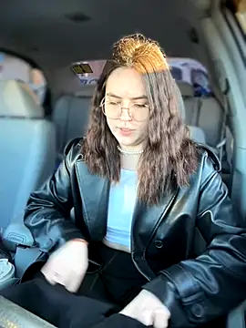 meow girl online show from 11-15-25, 11:14