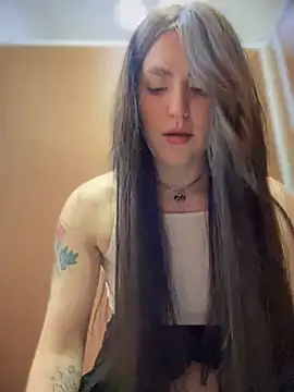 Snapshot of meow_girl chatting on 03-09-25, 01:59 meow girl online show from 03-09-25, 01:59