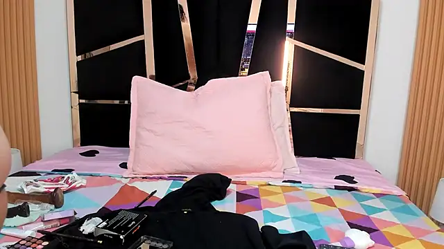 yahaira  online show from 01-09-26, 01:51