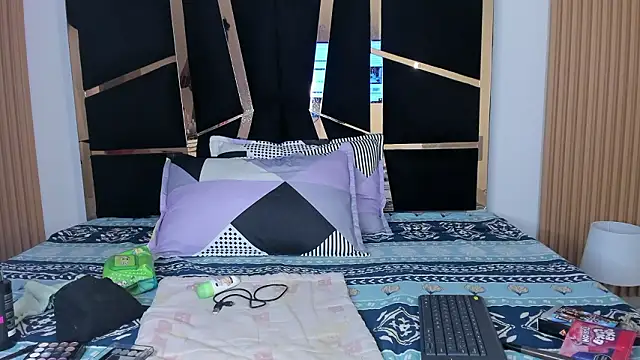 yahaira  online show from 03-13-26, 03:06