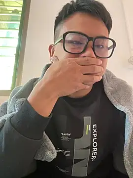 lixiaoshuai8 online show from 01-19-26, 04:38