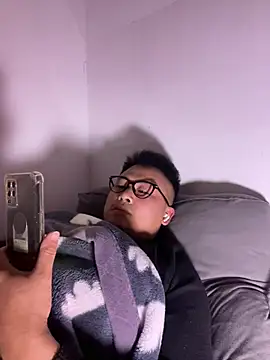 lixiaoshuai8 online show from 01-09-26, 03:30