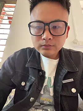 lixiaoshuai8 online show from 02-07-26, 06:32