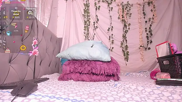 imtiffany w online show from 09-20-25, 02:11