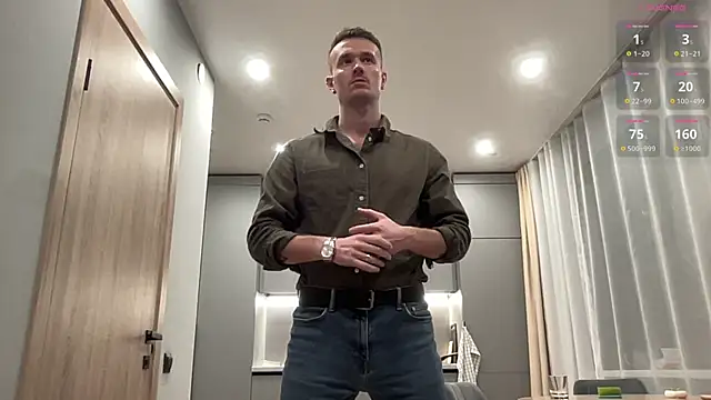 cute mark online show from 10-21-25, 03:17