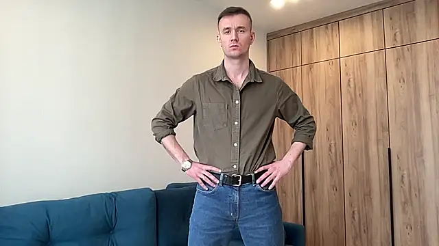 Snapshot of cute_mark chatting on 04-17-26, 06:38 cute mark online show from 04-17-26, 06:38