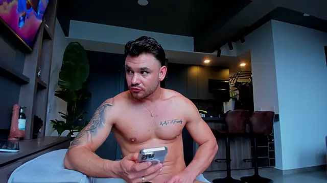 Maximo Marcelo online show from 04-16-26, 12:28