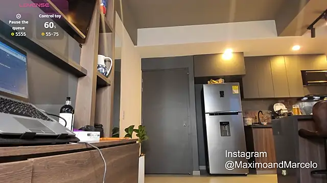 Maximo Marcelo online show from 09-29-25, 10:48