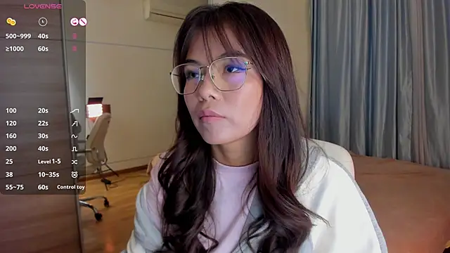 moonlight8  online show from 09-18-25, 10:29