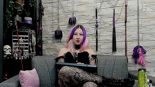 CruelMistress online show from 11-21-25, 04:06