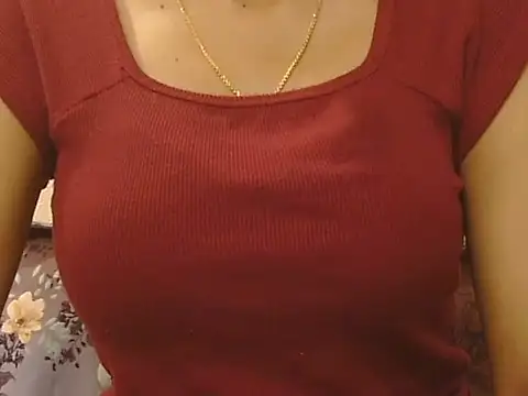  FluffyHxney  online show from 09-19-25, 04:44