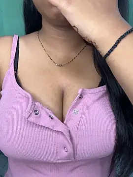 Ishaani 0 online show from 06-14-26, 10:11
