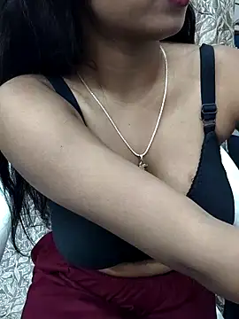 Ishaani 0 online show from 03-12-25, 12:04